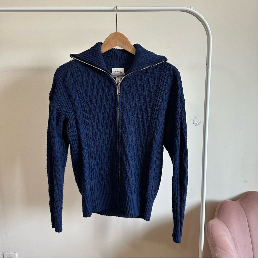 St. John’s Bay | Navy Blue Cable Knit Cardigan | Size M